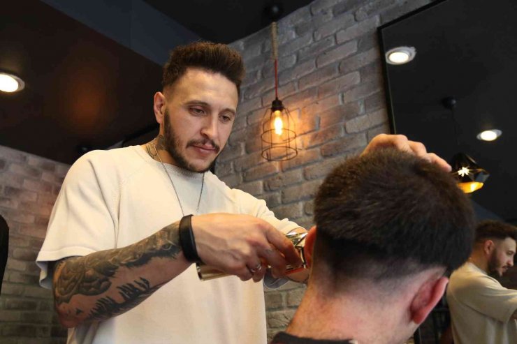 Kabaran saçlar için çözüm: “Keratin bakımı”