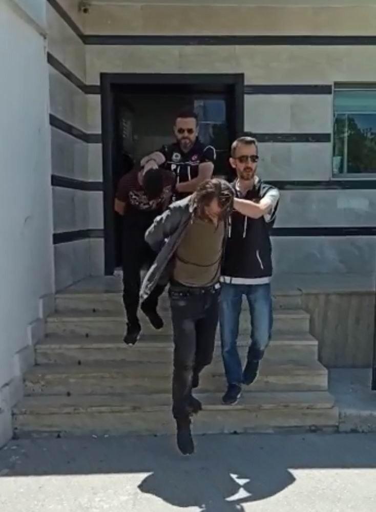 Konya’da araca zulalanmış 22,5 kilo eroin polise yakalandı