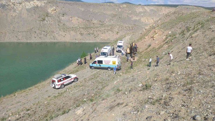 Taş ocağındaki su birikintisine giren 5 çocuktan 2’si boğuldu