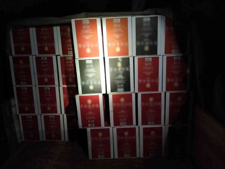 Konya’da 4 milyon 600 adet kaçak makaron ele geçirildi