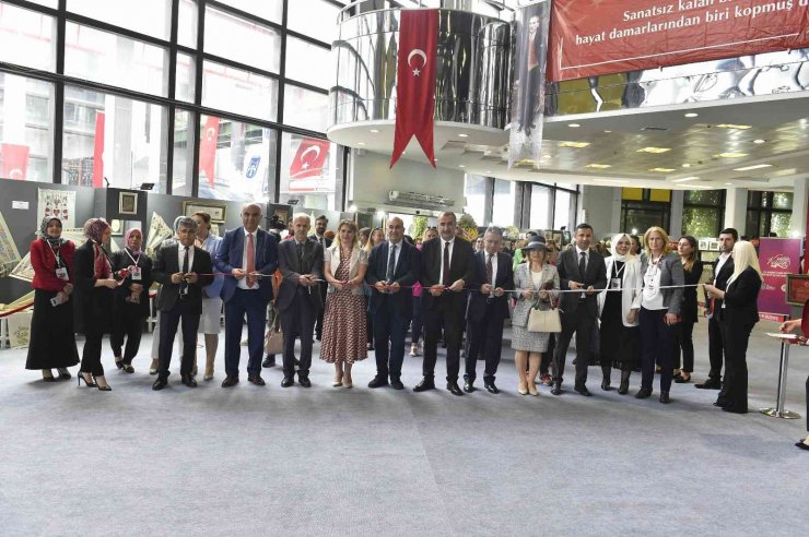 BELMEK, ‘Yıl Sonu Karma Sergisi’ni açtı