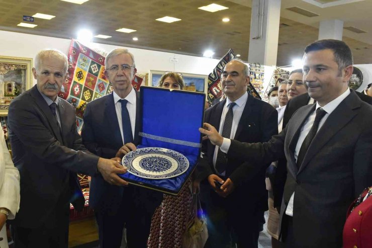 BELMEK, ‘Yıl Sonu Karma Sergisi’ni açtı