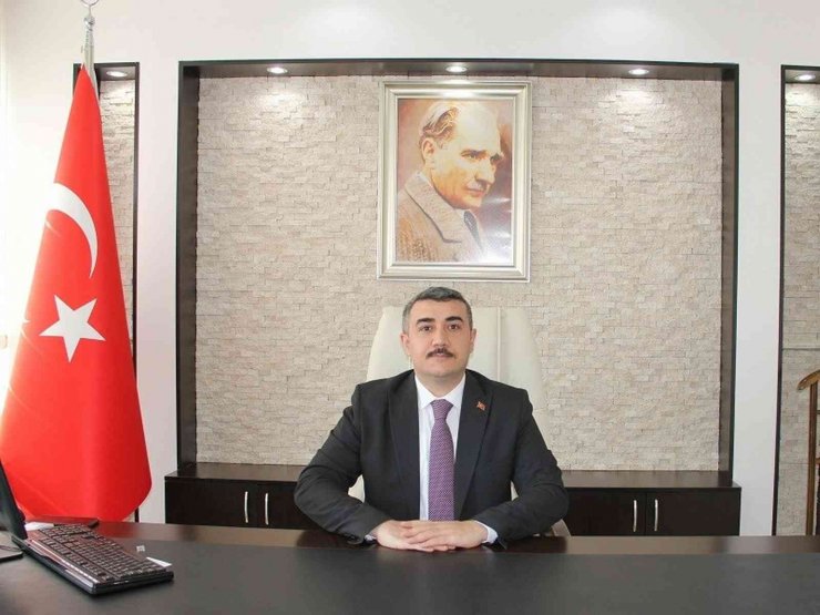 Kaymakamlar trafik kazasında yaralandı