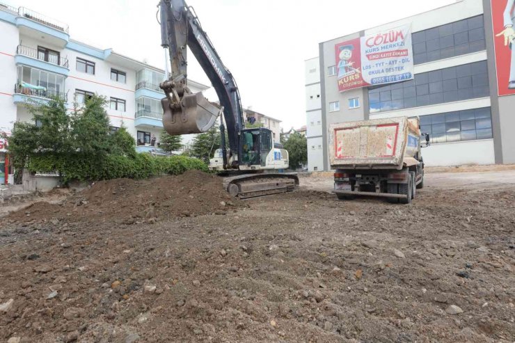 Sincan Belediyesi’nden pazar yeri müjdesi