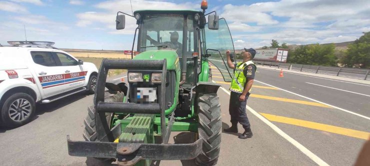 Aksaray’da traktörler denetim altında
