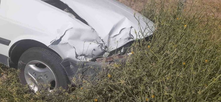 Konya’da otomobiller çarpıştı: yaralı