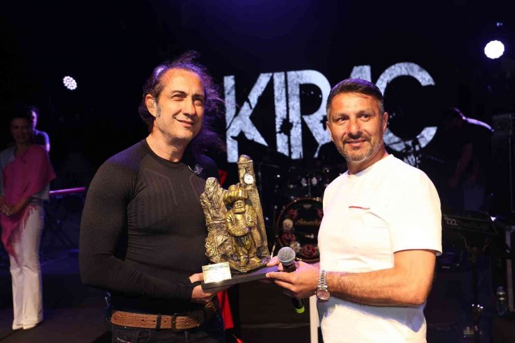 Kıraç Sivrihisar’da sevenlerini coşturdu
