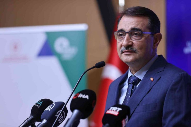 Bakan Dönmez: “Toplum olarak enerji verimliliğini biliyoruz ancak uygulamıyoruz”