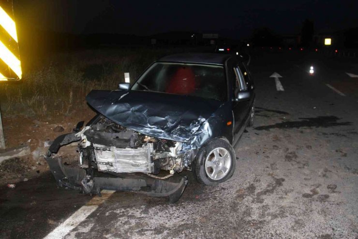 Konya’da minibüsle otomobil çarpıştı: 7 yaralı