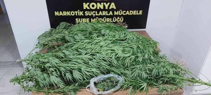 Konya’da uyuşturucu satıcılarına ve kullanıcılarına operasyon