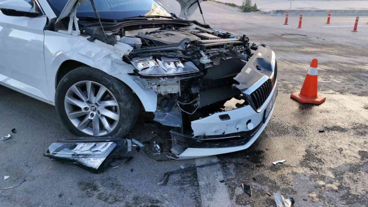 Ehliyetsiz sürücü kazaya neden oldu: 1 yaralı