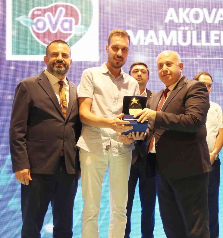 İhracatta artış rekortmeni ASHİB, hayvansal gıda devlerini ödüllendirdi