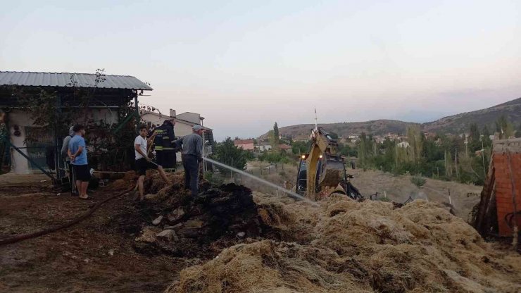 Konya’da samanlık yangını