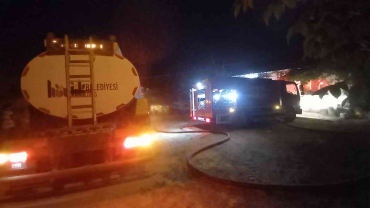 Konya’da samanlık yangını