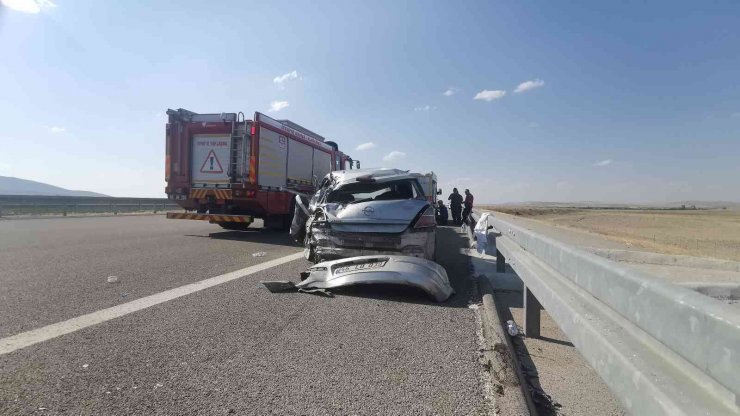 Aksaray’da tır düğün konvoyuna çarptı: 3’ü ağır 8 yaralı