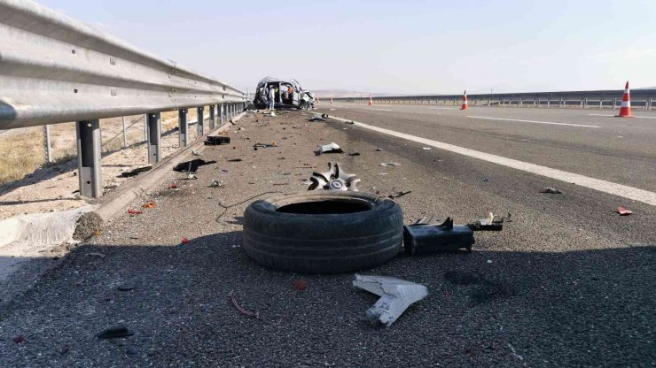 Aksaray’da tır düğün konvoyuna çarptı: 3’ü ağır 8 yaralı