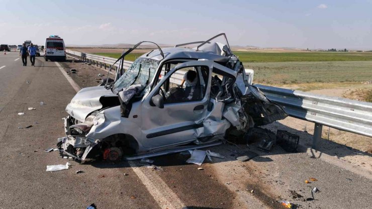 Aksaray’da tır düğün konvoyuna çarptı: 3’ü ağır 8 yaralı