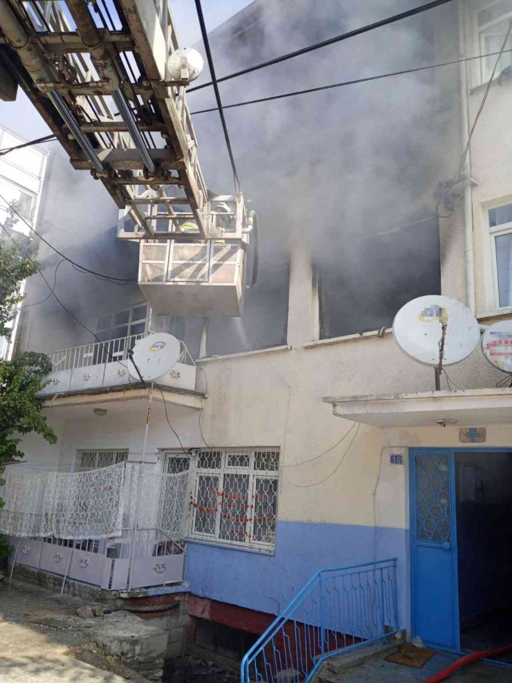 Ereğli’de ev yangını