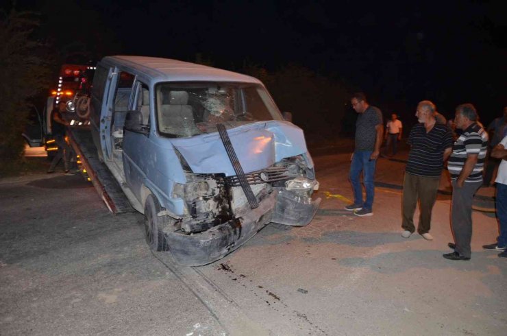 Kamyonetin çarptığı yaya hayatını kaybetti
