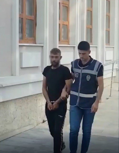 Akü hırsızları operasyonla yakalandı