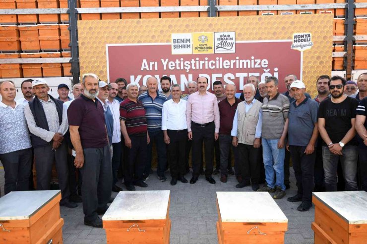 Konya Büyükşehir destekledi, bal üreticisinin rekoltesi arttı