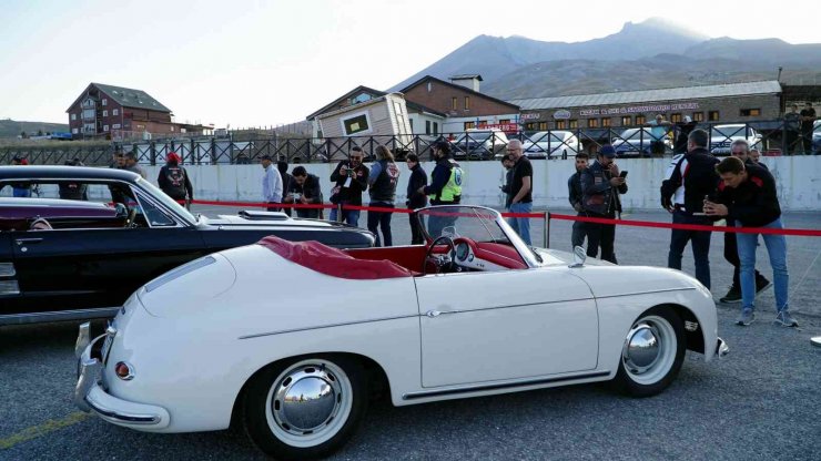 Gökyüzüne en yakın festival Erciyes Motofest başladı