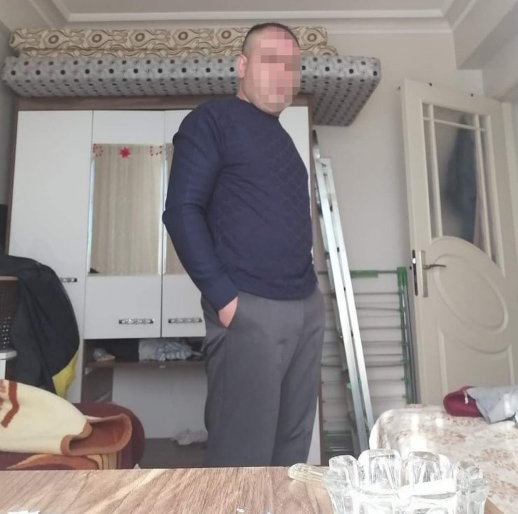 Marketteki guaj boya tüplerinden uyuşturucu çıktı