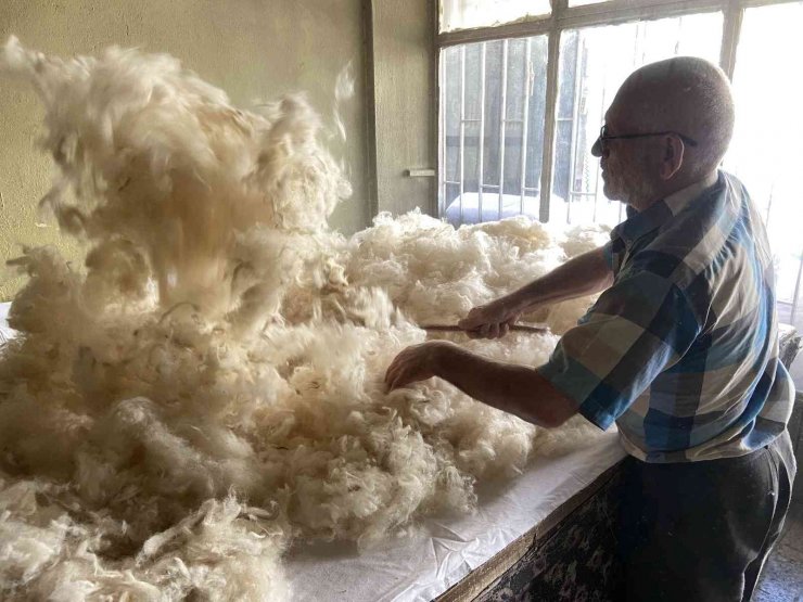 Kış öncesi yorgancılarda yoğun mesai başladı