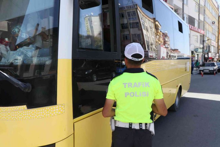 Aksaray’da toplu taşıma araçları denetleniyor