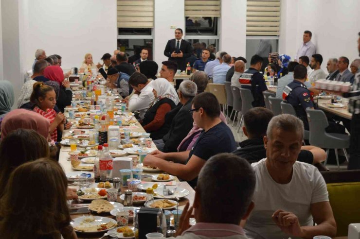 Hüyük’te kaymakamlıktan gaziler onuruna yemek