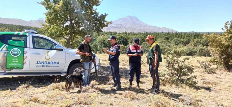 Aksaray jandarma kara avcılığında denetimlerini sürdürüyor