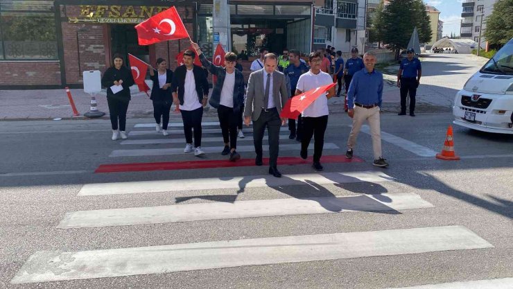 Kulu’da "Yayalara Öncelik Duruşu, Hayata Saygı Duruşu" etkinliği