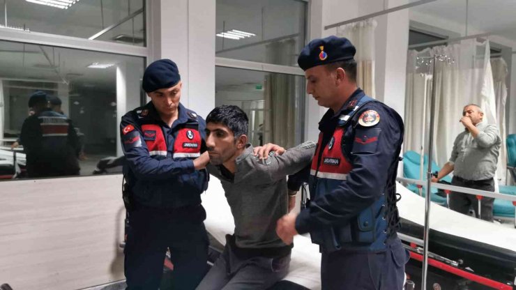 Aksaray’da otobüsten kaçan sınır dışı mülteci emniyet ve jandarmayı alarma geçirdi