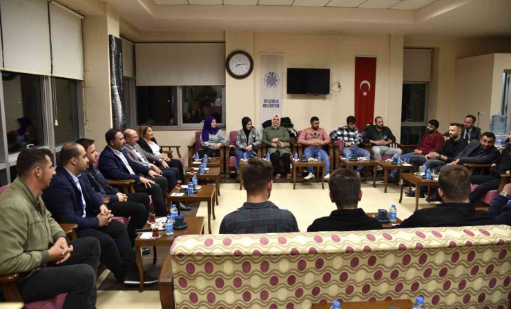 Başkan Pekyatırmacı gençlerle buluştu