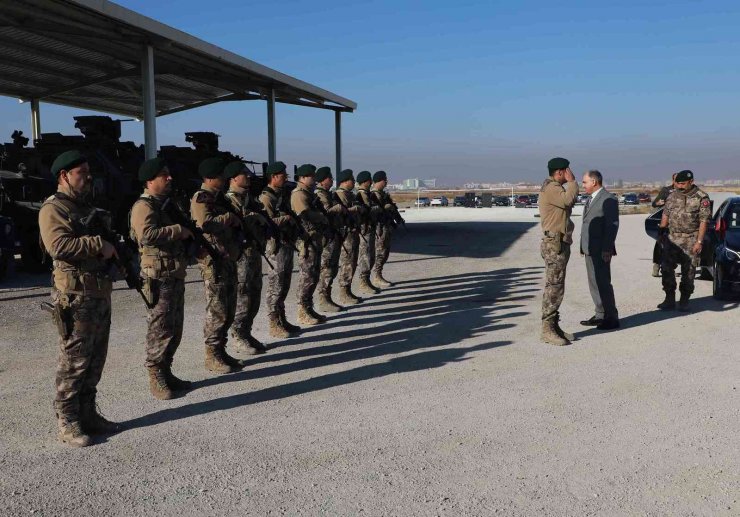 Konya’dan PÖH timleri dualarla Suriye’ye uğurlandı