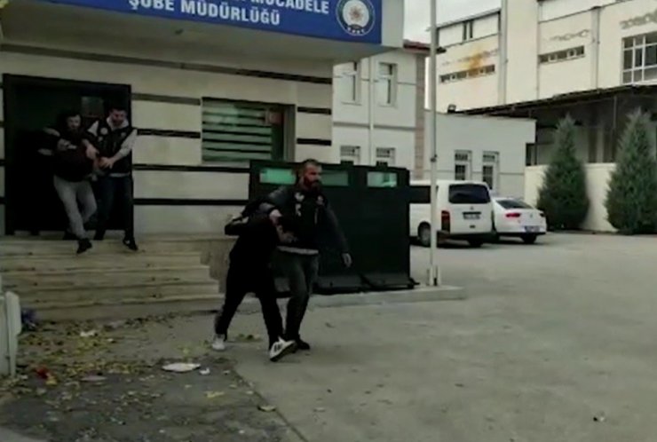 Kömür çuvallarından uyuşturucu çıktı
