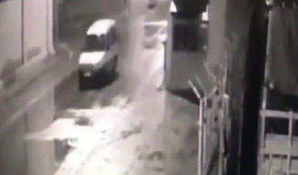 Önce bisiklet sonra da çaldığı kamyonetle iş yerinden demir çalan şüpheli yakalandı