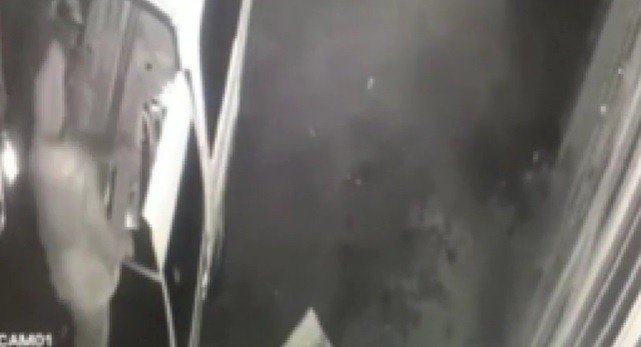 Önce bisiklet sonra da çaldığı kamyonetle iş yerinden demir çalan şüpheli yakalandı