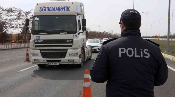 Karayollarında uzun namlulu silahlarla sıkı denetim