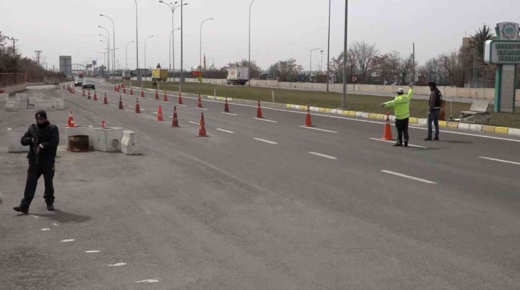 Karayollarında uzun namlulu silahlarla sıkı denetim