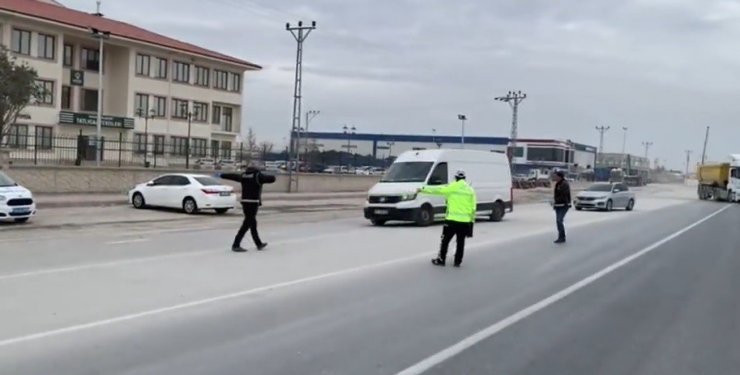 Konya’da 1 milyon 500 bin adet makaron ele geçirildi
