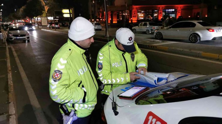 Aksaray’da karma trafik denetimleri sürüyor