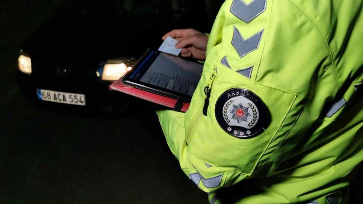 Aksaray’da karma trafik denetimleri sürüyor