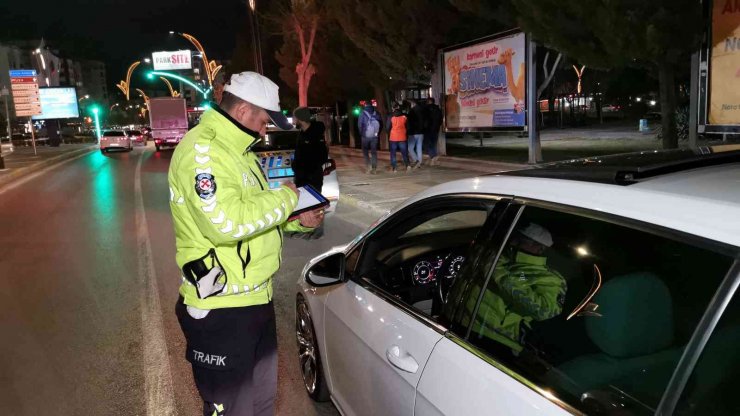 Aksaray’da karma trafik denetimleri sürüyor