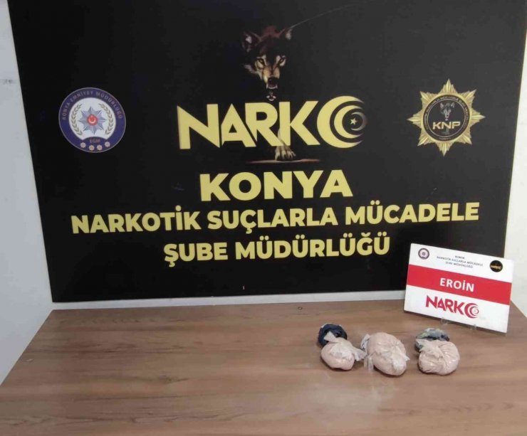 Konya’da kadınların kaldığı evdeki yastıktan eroin çıktı