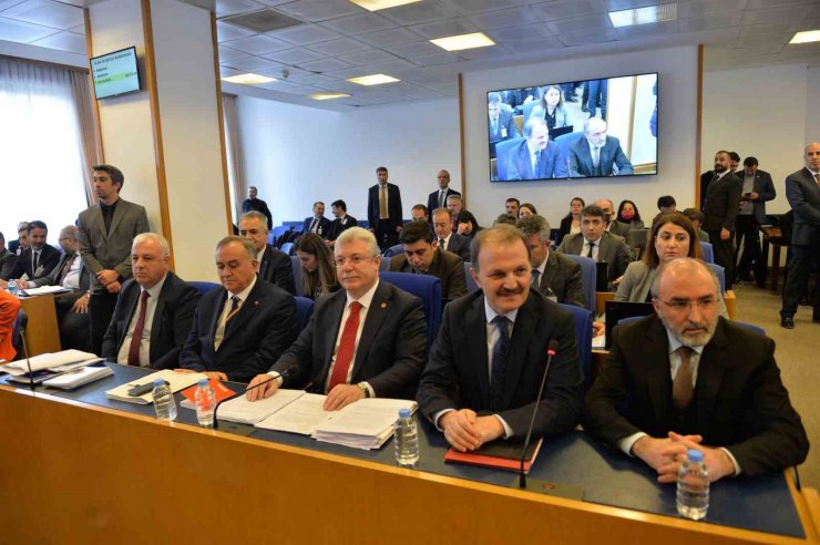 2.2 milyon vatandaşı ilgilendiren EYT teklifi görüşmeleri Plan ve Bütçe Komisyonu’nda başladı
