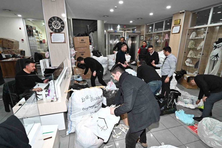 DTO yardım tırlarını yola çıkardı