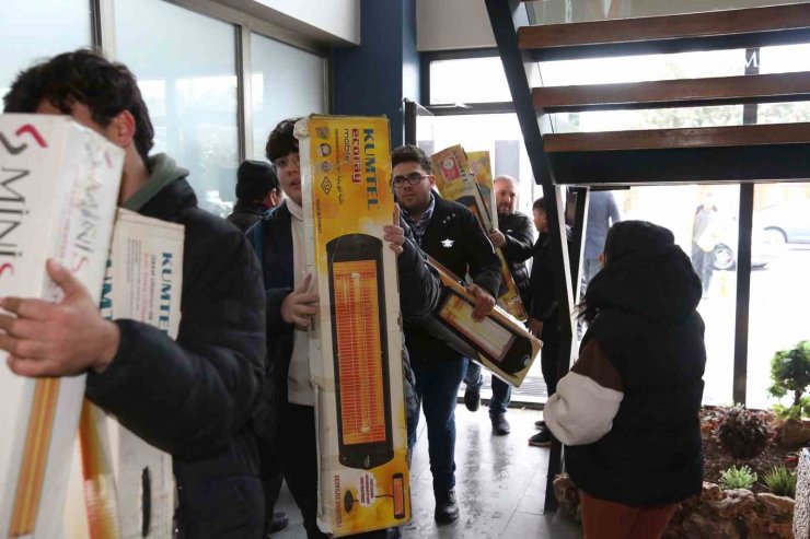 Konya depremzedeler için tek yürek oldu