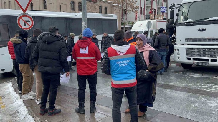 Aksaray’da deprem bölgesine kan bağışı ve yardım seferberliği