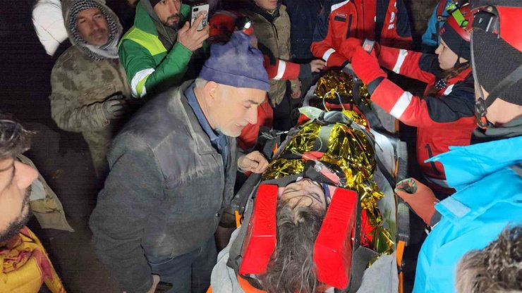 Adıyaman’da sevindiren haber: Küçük Buse 47 saat sonra kurtarıldı